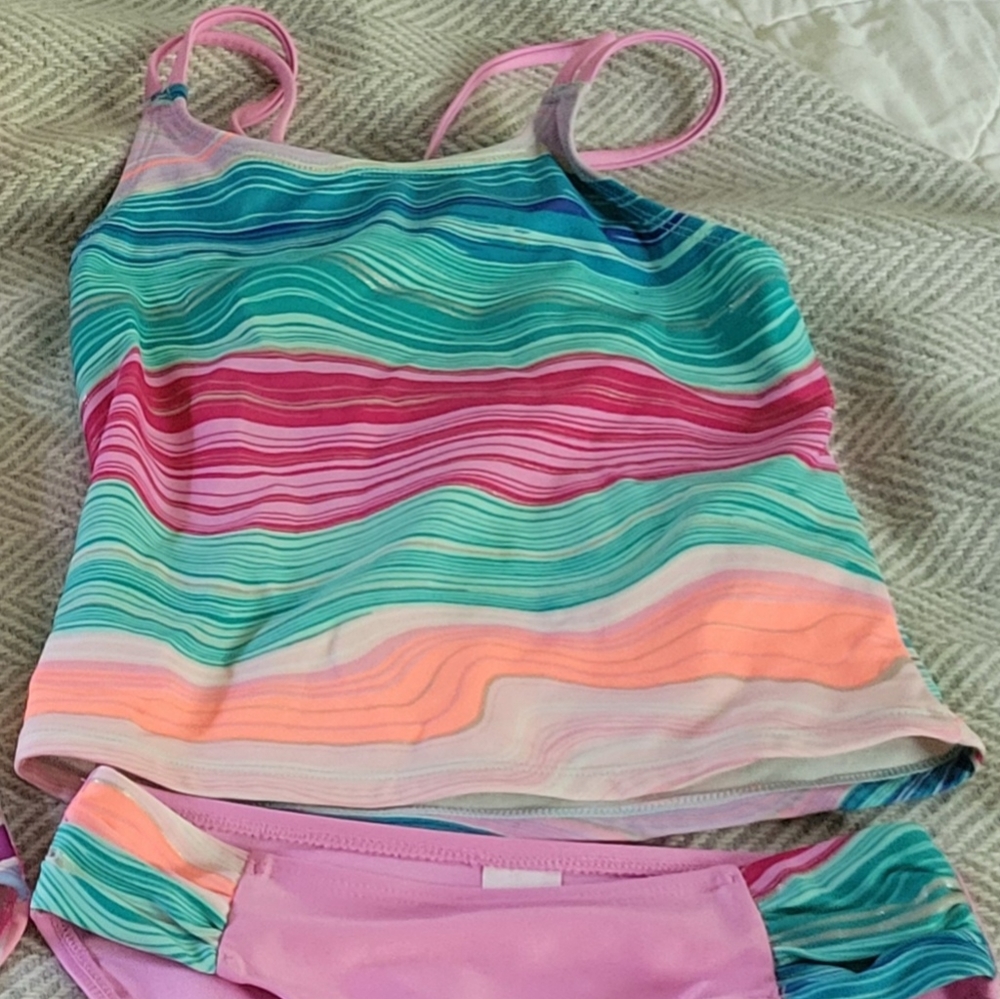 Girls two-piece tankini swimsuit size 7-8
